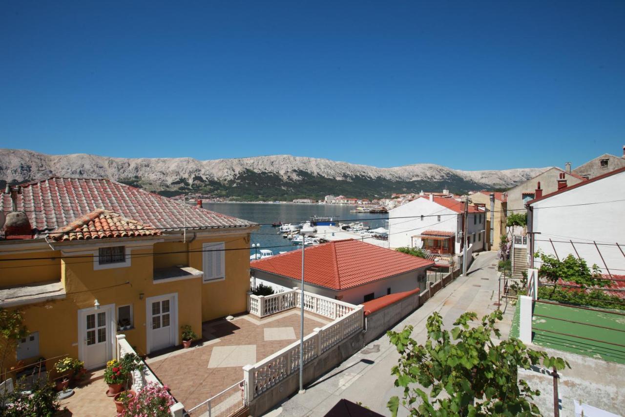 Apartment Mario With Terrace And Sea View Baška Exteriör bild